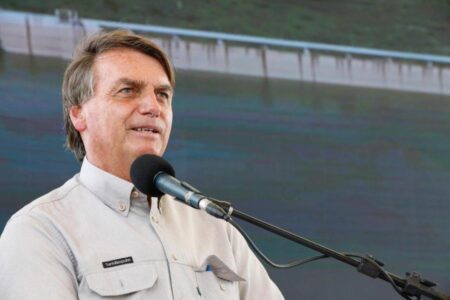 Brasil | Justicia falla a favor de periodista que denunció a Jair Bolsonaro por acusarla de conseguir información a cambio de favores sexuales