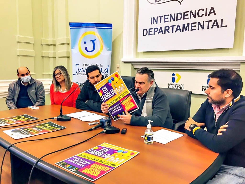 Se realizó el lanzamiento de Domingos Juveniles y el novedoso desafío En Familia