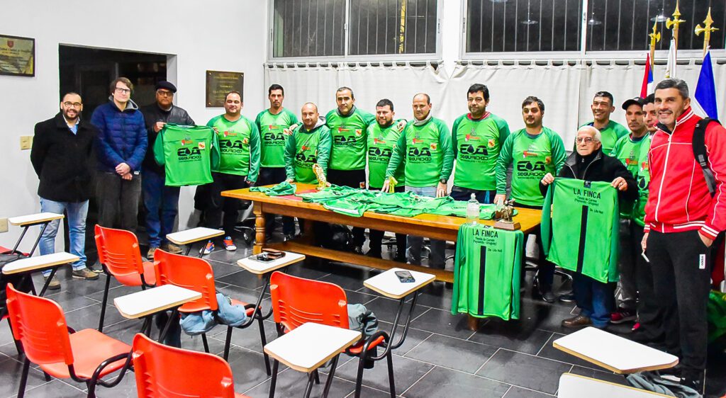 ADAF presentó nueva indumentaria deportiva