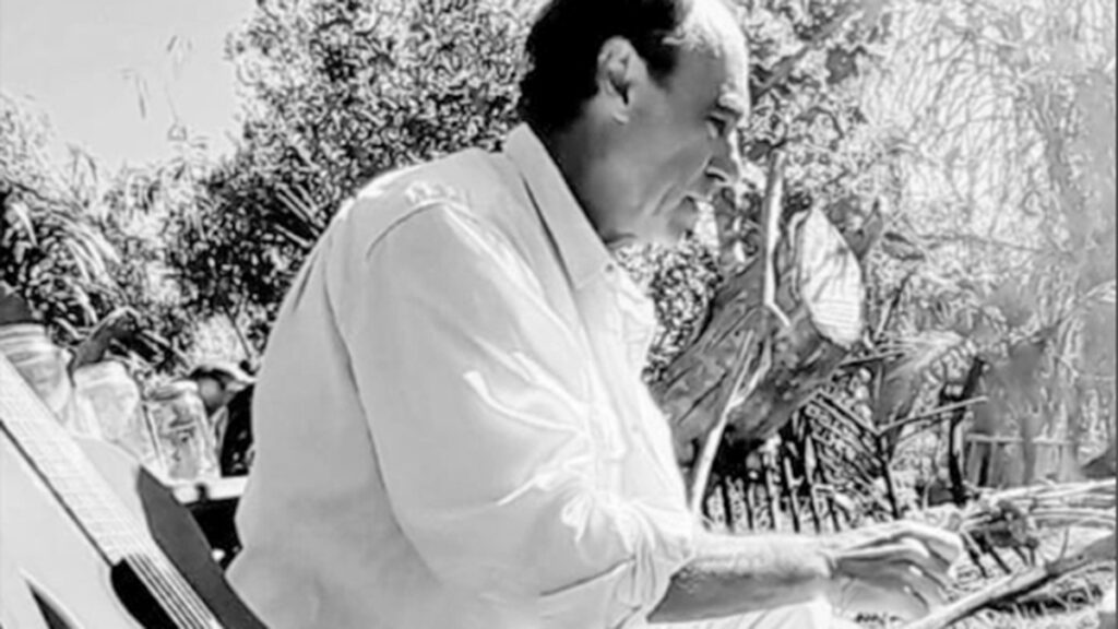 El duraznense Oscar Morales lanzó su disco Hijo de la Tierra y el Sol