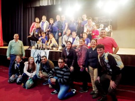Danzas Vidalita de Sarandí del Yí y Cielo y Patria de Durazno se trajeron importantes premios de Rivera