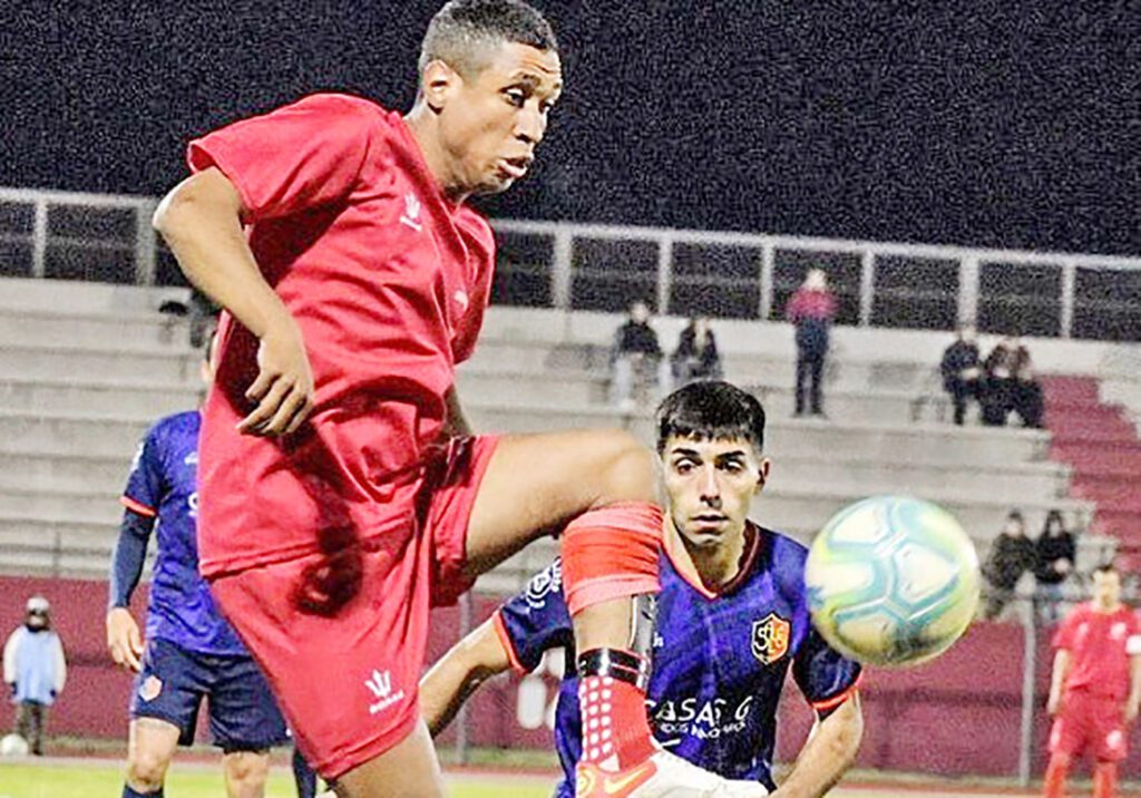 Mauro Olivera, Durazno FC: "Contento por el grupo"