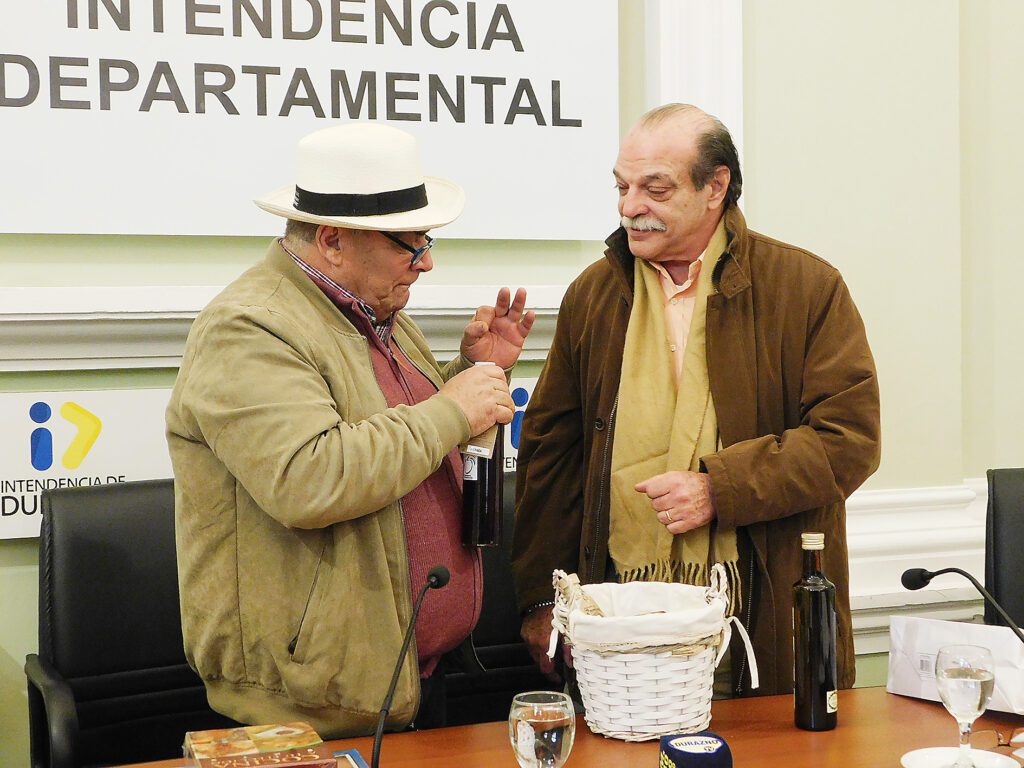 Visita diplomática del embajador de Ecuador y un hermanamiento entre ciudades