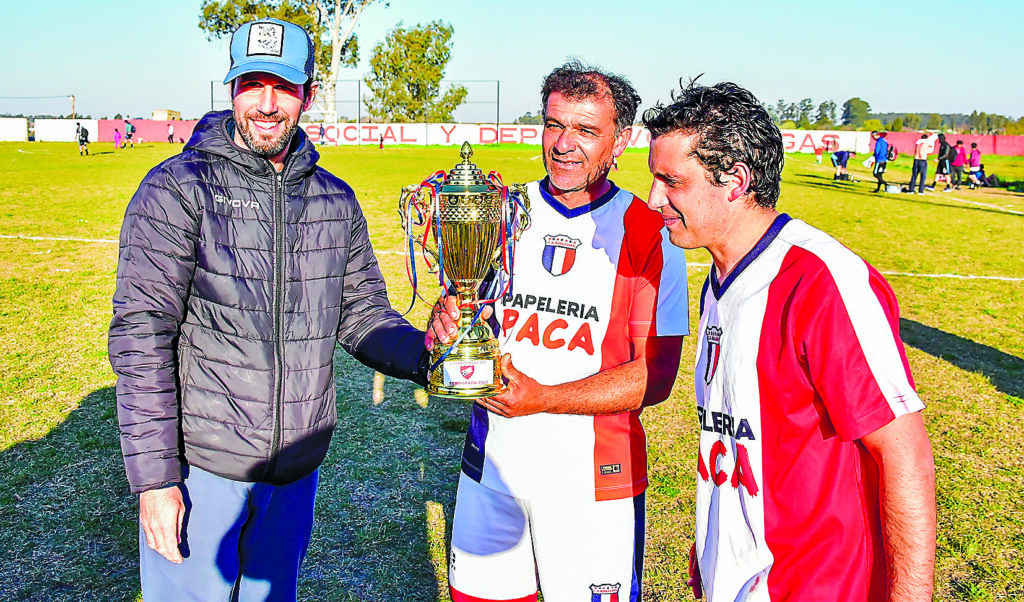 md entrega copa a boulevard