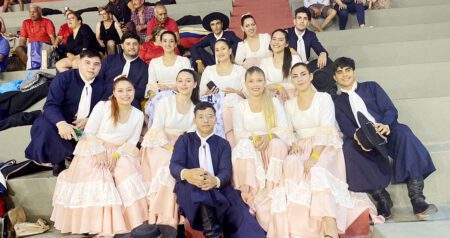 grupo de baile Los de mi Pueblo
