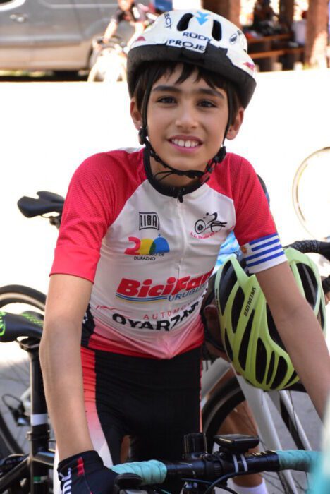 Club Ciclista Escuela Durazno con varios campeones en el Codecam 9 Santiago Fetter