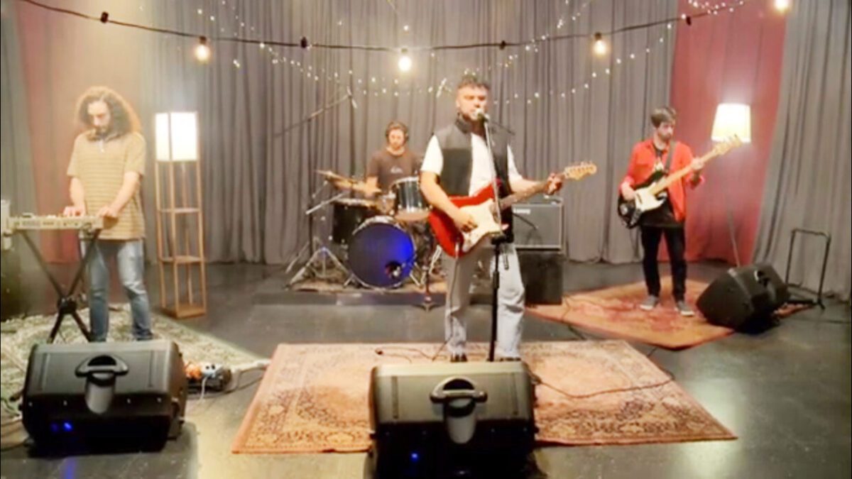 Artes Marcianas lanzó videoclip en vivo de su canción “Luciérnagas”