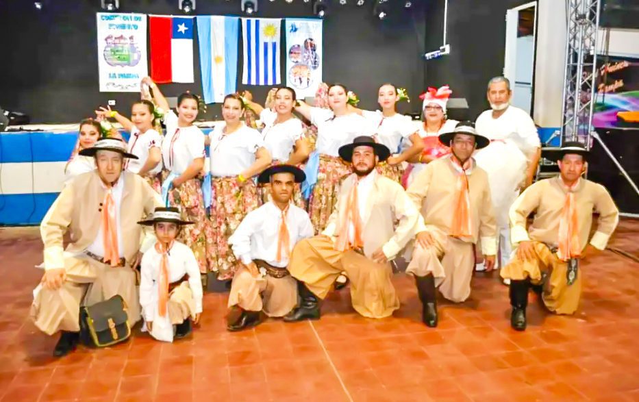 Danzas Primero Oriental participa en el festival internacional de Chile