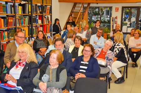 Con homenaje a la poeta Graciela Genta, inició Rondas Literarias 2023 en biblioteca Scaffo