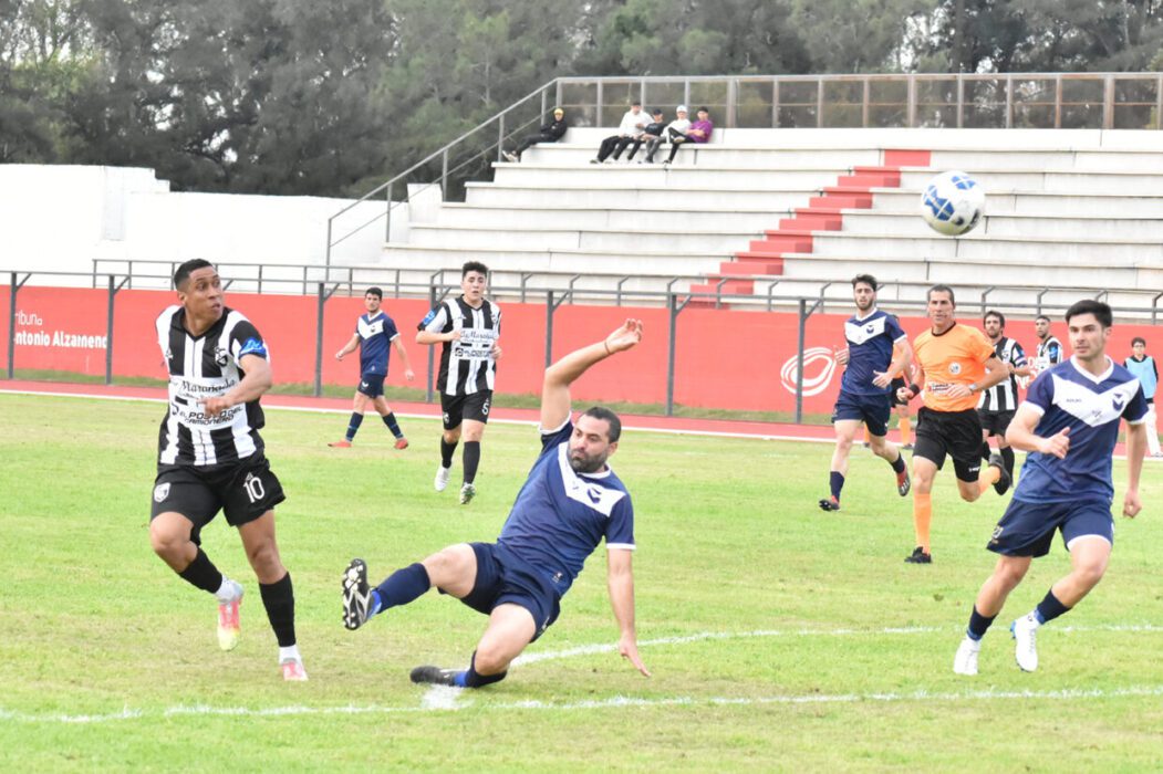Copa de Clubes: Wanderers le asestó media docena de goles a Sarandí FC