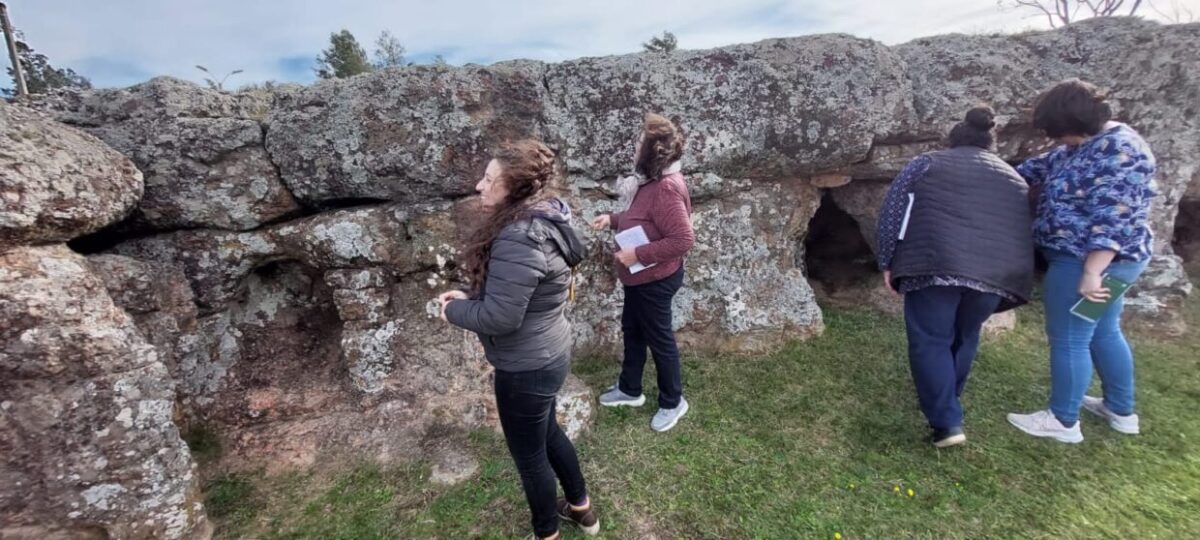 Exitoso tour geológico en las Grutas de Carlos Reyles