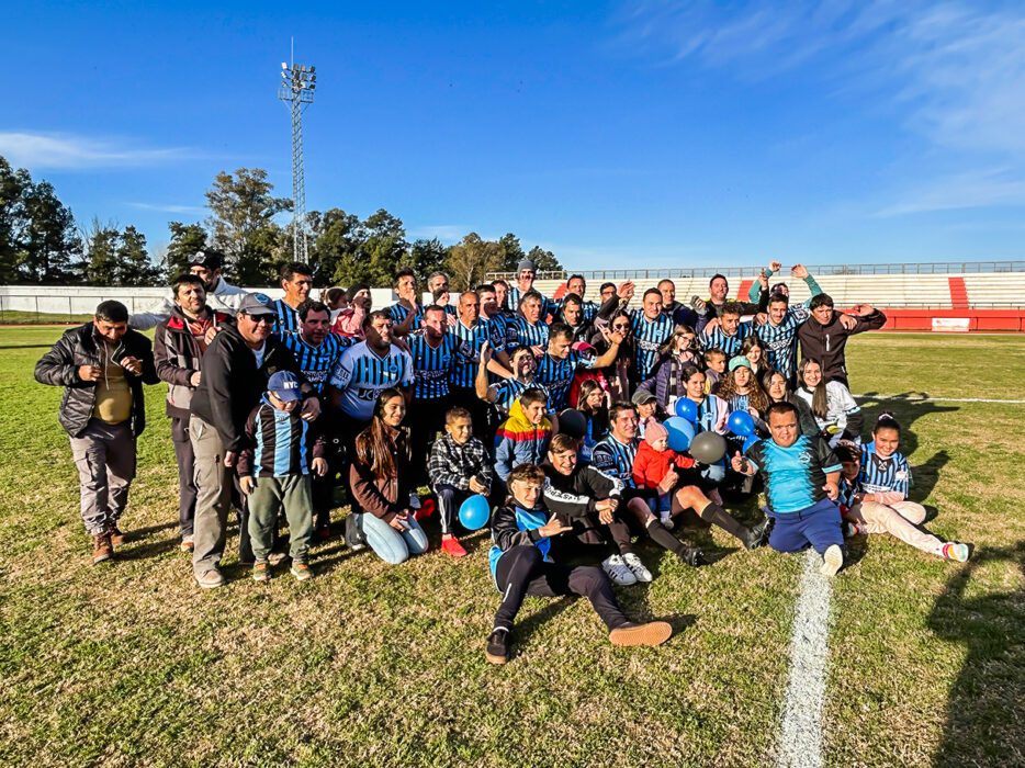 Sportivo Yí campeón Senior
