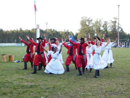 Pasos de Tradición y Alegría: Ciudad del Carmen Celebra el Primer Periconazo Oriental
