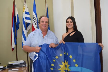 La joven duraznense Agustina Harguindeguy, representará al departamento de Durazno, en el evento Reina del Lago 2024