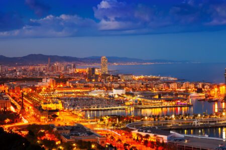 Barcelona: La sorprendente capital catalana vibra con su arquitectura moderna