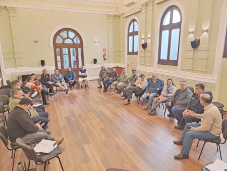 El Comité Departamental de Emergencias se reunió en el día de hoy para evaluar la situación actual del río Yí