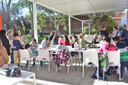 En la nueva casa se confirmó un aumento en el número de alumnos que asisten al taller