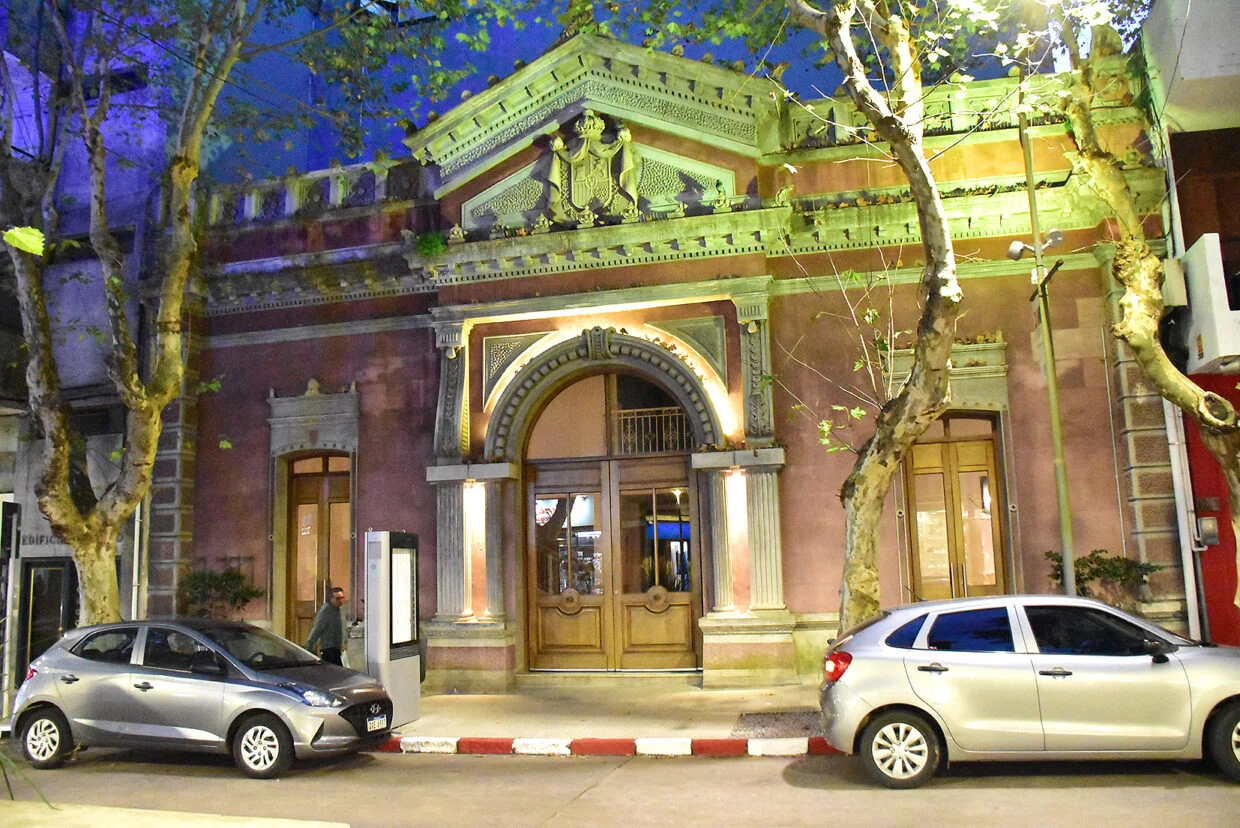 La restauración del Teatro Español fue un gran acierto, expresó Algorta
